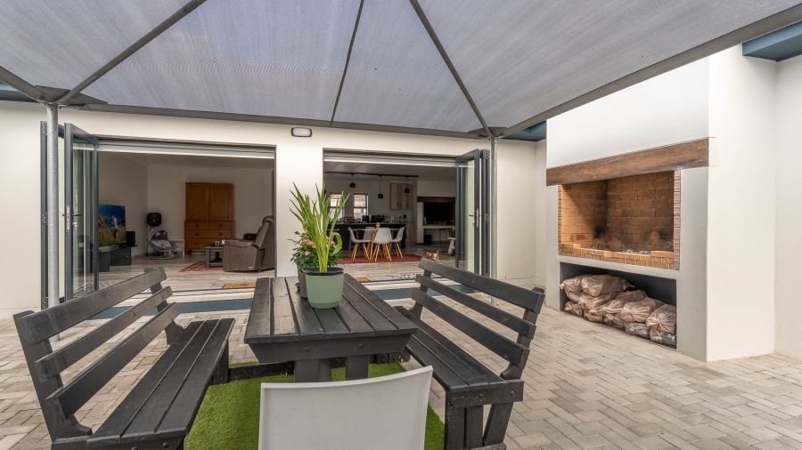 3 Bedroom Property for Sale in Port Owen Western Cape